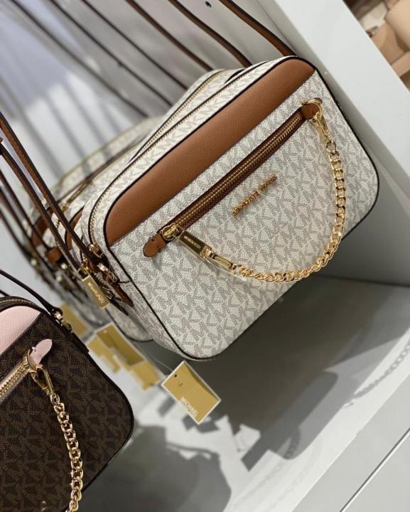 michaell kors jet set 10399 beige front zip camera crossbody with original box & dust cover beige brown michaell kors jet set 10399 beige front zip camera crossbody with original box & dust cover beige brown