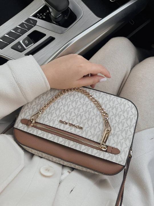 michaell kors jet set 10399 beige front zip camera crossbody with original box & dust cover beige brown michaell kors jet set 10399 beige front zip camera crossbody with original box & dust cover beige brown