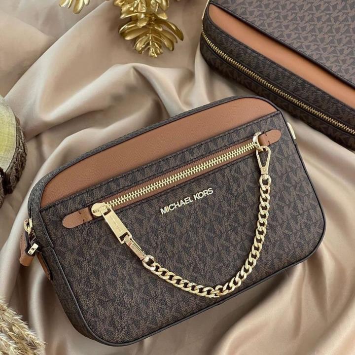 michaell kors jet set 10399 coffee front zip camera crossbody with original box & dust cover coffee brown michaell kors jet set 10399 coffee front zip camera crossbody with original box & dust cover coffee brown