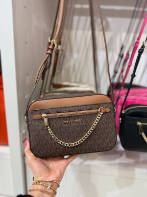 michaell kors jet set 10399 coffee front zip camera crossbody with original box & dust cover coffee brown michaell kors jet set 10399 coffee front zip camera crossbody with original box & dust cover coffee brown