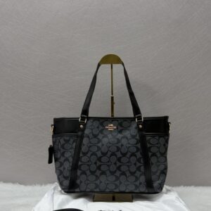 coachh gb baby bag 8328 black with original dustcover tags cards black
