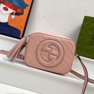 gucc i womens small zip bag in sumo with box 618