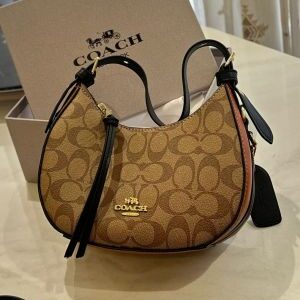 coac h kleo hobo bag in signature canvas bag with box 5675