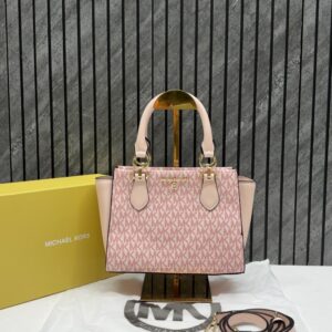 michaell kors 1687 pink marilyn small satchel with og box & dust cover pink