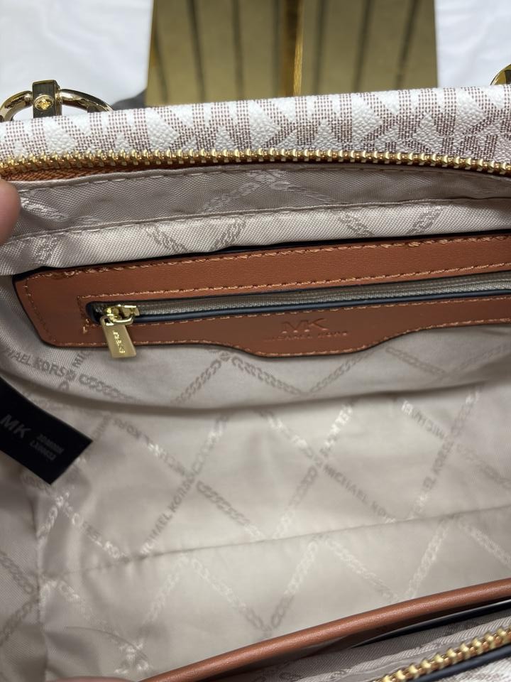 michaell kors 1687 beige marilyn small satchel with og box & dust cover beige brown michaell kors 1687 beige marilyn small satchel with og box & dust cover beige brown