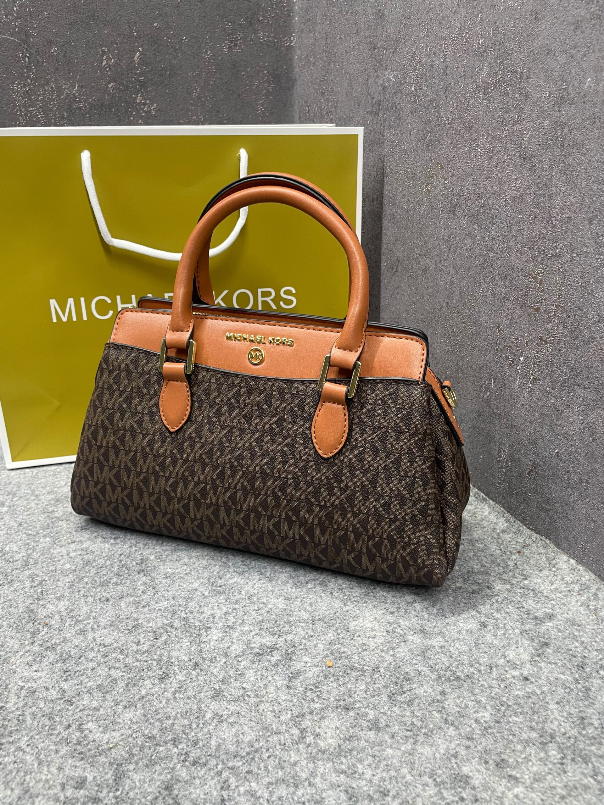 michaell kors arden satchel with og box & dust cover 2387 coffee brown michaell kors arden satchel with og box & dust cover 2387 coffee brown