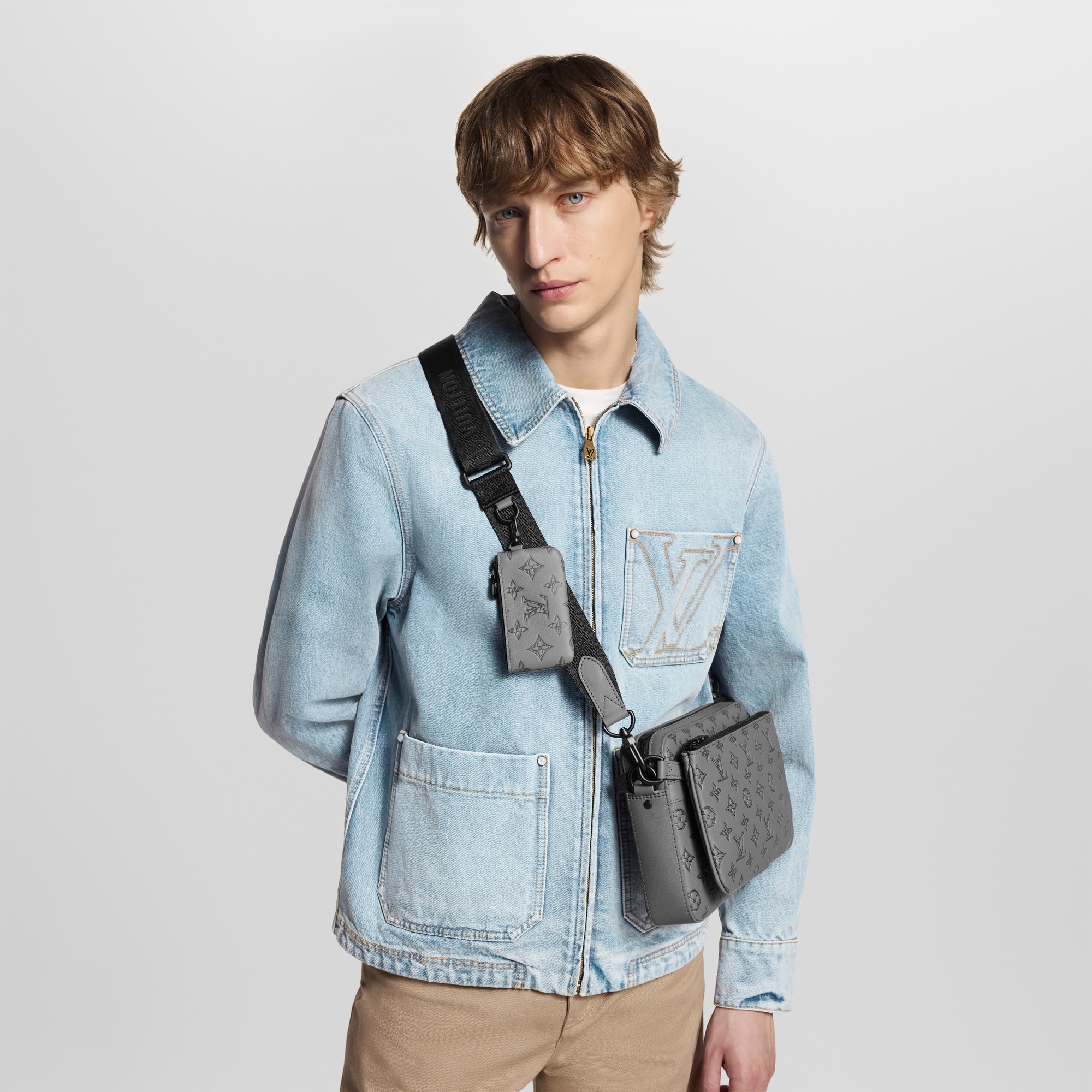louuis vuitton lv m45320 virgil abloh trio messenger multi crossbody bag with og box & dust bag grey louuis vuitton lv m45320 virgil abloh trio messenger multi crossbody bag with og box & dust bag grey