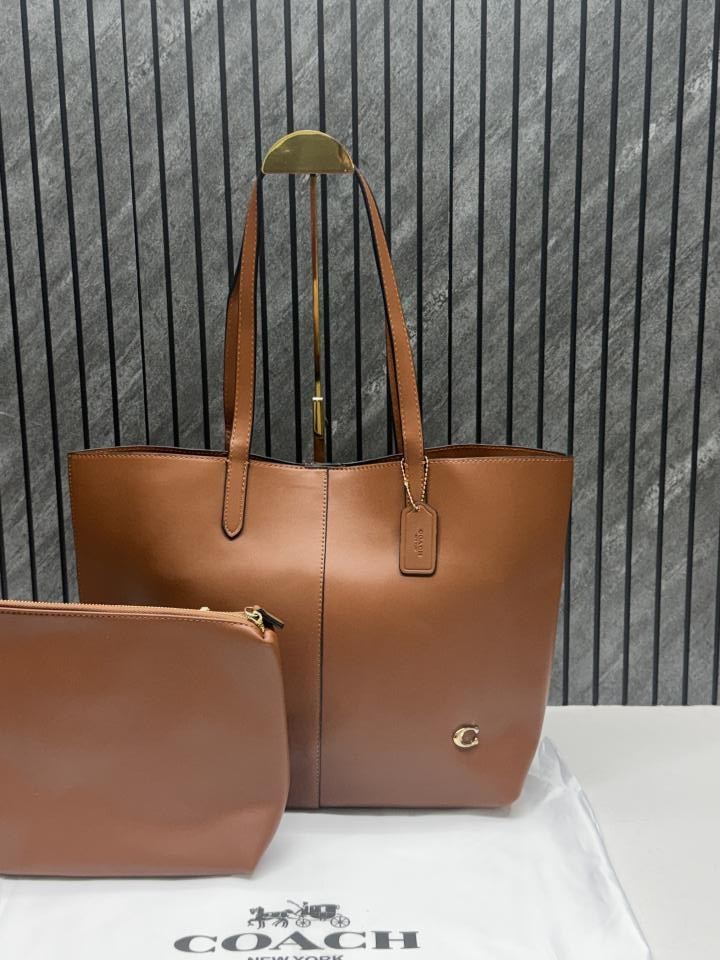 coacchh tan brown north tote with dustcover & pouch 8203 brown coacchh tan brown north tote with dustcover & pouch 8203 brown