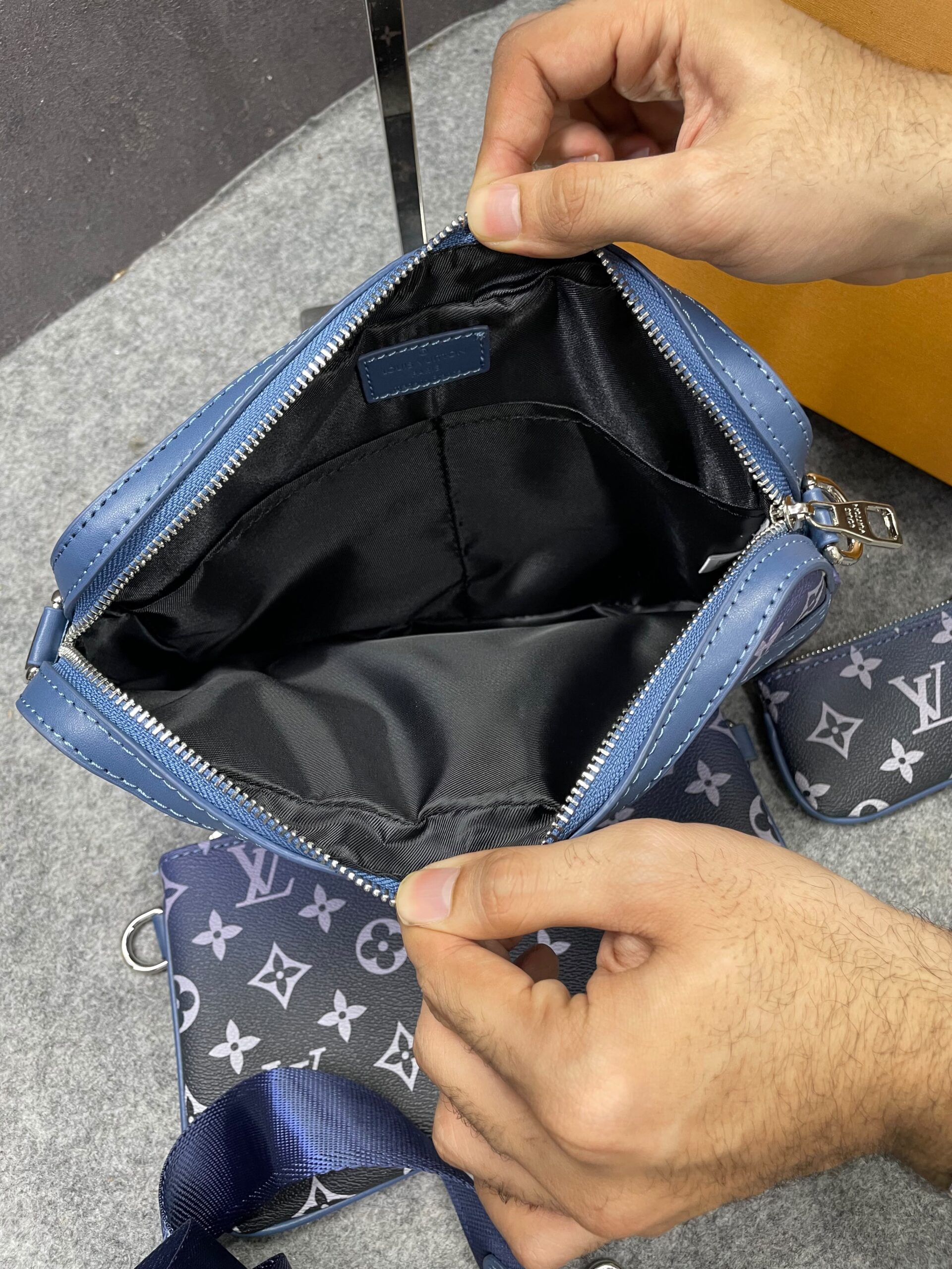 louuis vuitton lv m45320 virgil abloh trio messenger multi crossbody bag with og box & dust bag gradient blue louuis vuitton lv m45320 virgil abloh trio messenger multi crossbody bag with og box & dust bag gradient blue