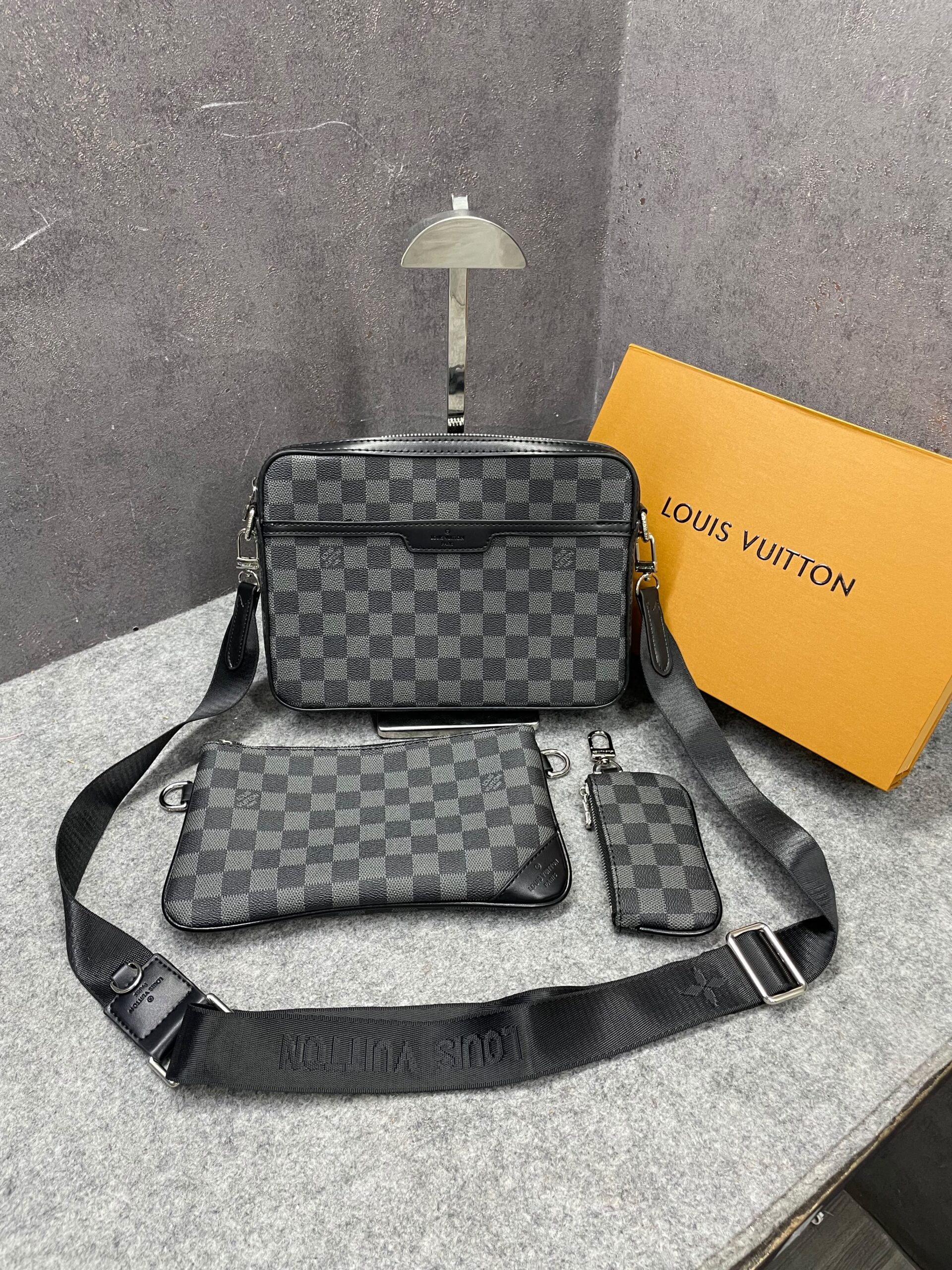 louuis vuitton lv m45320 virgil abloh trio messenger multi crossbody bag with og box & dust bag grid grey hague louuis vuitton lv m45320 virgil abloh trio messenger multi crossbody bag with og box & dust bag grid grey hague
