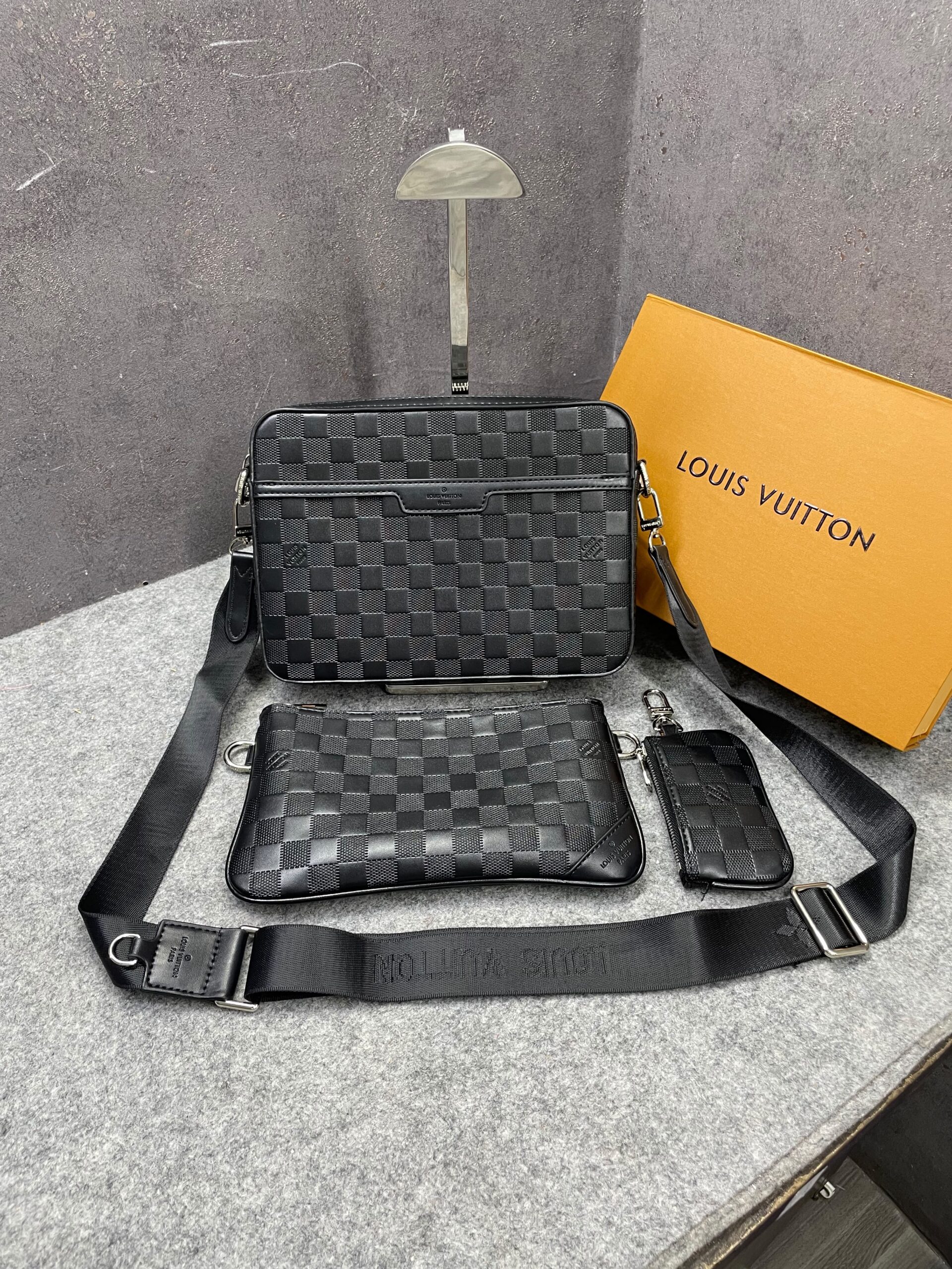 louuis vuitton lv m45320 virgil abloh trio messenger multi crossbody bag with og box & dust bag grid grey hague louuis vuitton lv m45320 virgil abloh trio messenger multi crossbody bag with og box & dust bag grid grey hague