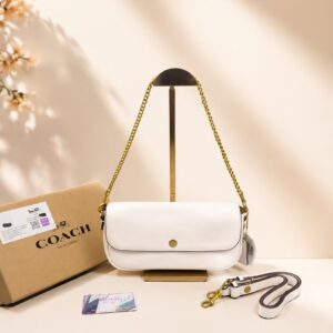 coacchh brook flap chain bag with og box dust cover c11 white