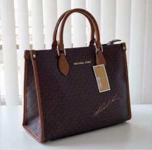 michael kor tote bag 526