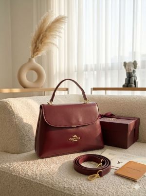 coac vintage manor handbag with box 6309 coac vintage manor handbag with box 6309