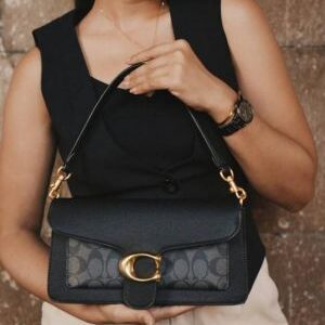 coac tabby sig cc 26 leather shoulder bag with box 5640