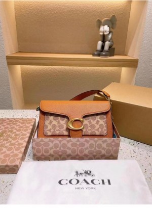 tabby sig cc 26 leather shoulder bag with box 893 tabby sig cc 26 leather shoulder bag with box 893