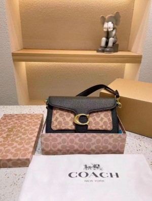 coac tabby sig cc 26 leather shoulder bag with box 894 coac tabby sig cc 26 leather shoulder bag with box 894