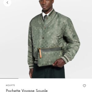 loui.s vuitton pochette voyage souple monogram gradient green with og box dust cover & carry bag 82543 gradient green