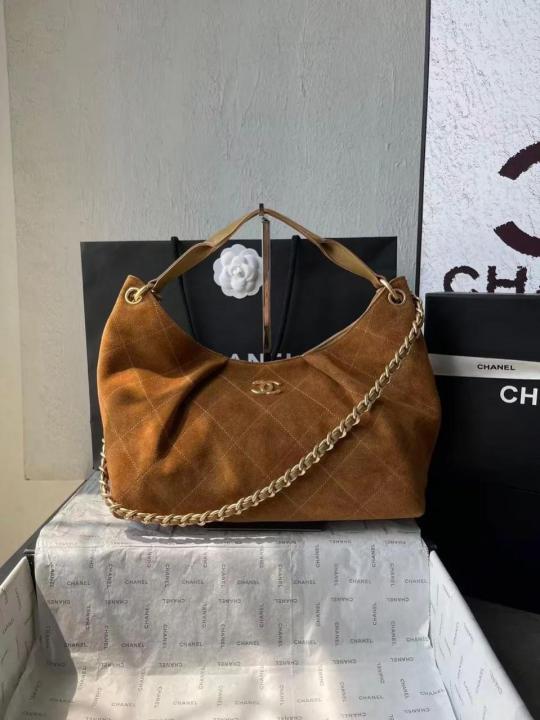 chaneell cb noir ligne elancee shoulder maxi bag suede brown with original carry bag dustcover tags c8323 chaneell cb noir ligne elancee shoulder maxi bag suede brown with original carry bag dustcover tags c8323
