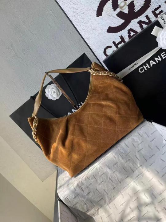 chaneell cb noir ligne elancee shoulder maxi bag suede brown with original carry bag dustcover tags c8323 chaneell cb noir ligne elancee shoulder maxi bag suede brown with original carry bag dustcover tags c8323