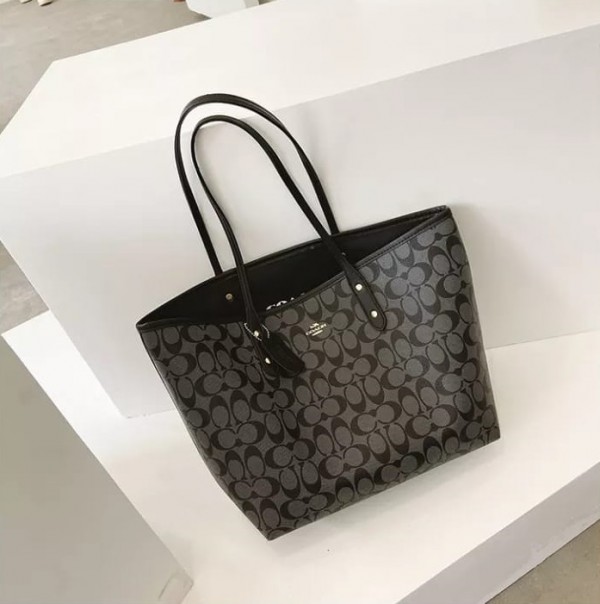 coachh signature city tote bag with og red box (55398 black) coachh signature city tote bag with og red box (55398 black)