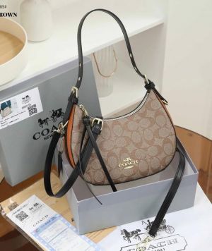coac kleo hobo bag in signature canvas bag with box 5675 coac kleo hobo bag in signature canvas bag with box 5675