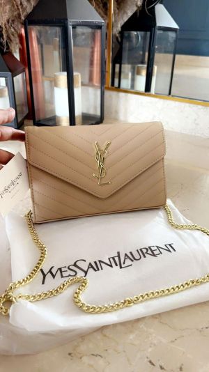 ysl saint laurent grain de poudre matelasse chevron medium monogram with brand box 5907 ysl saint laurent grain de poudre matelasse chevron medium monogram with brand box 5907