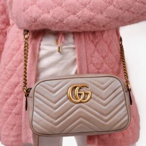 guccci gg marmont camera small leather shoulder bag black with dust cover & carry bag 1733 pink