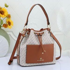 michael kor maeve monogram print bucket bag 1168