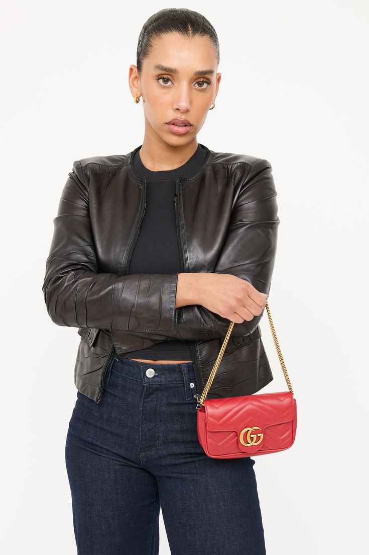 guccci marmont mini red with og box dust cover & carry bag 476433 red guccci marmont mini red with og box dust cover & carry bag 476433 red
