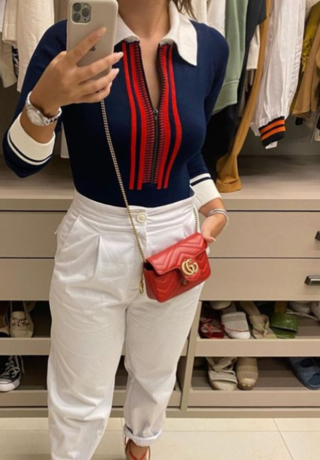 guccci marmont mini red with og box dust cover & carry bag 476433 red guccci marmont mini red with og box dust cover & carry bag 476433 red