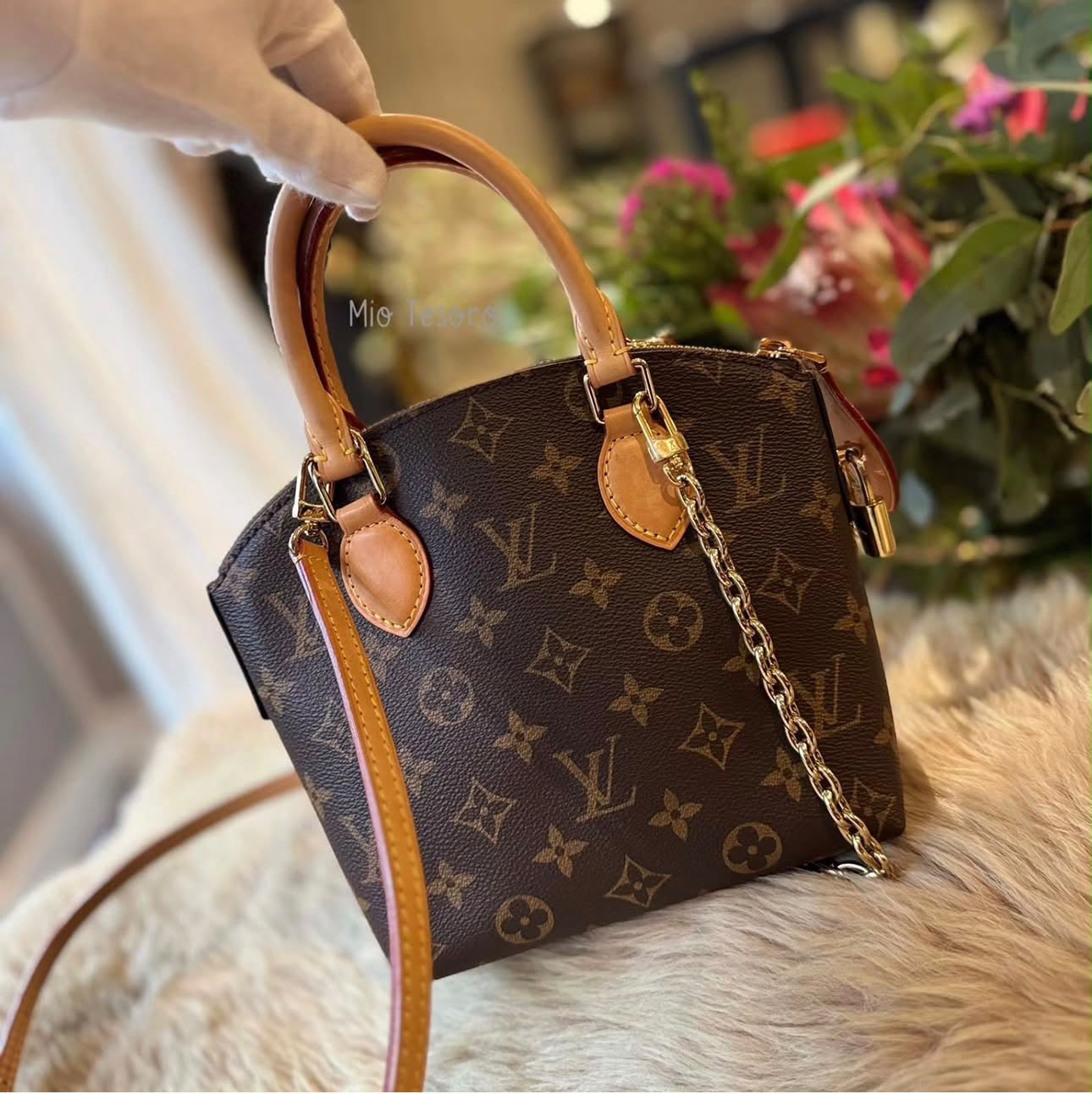 loui vuitton lv lockit bb monogram with magnet box 6563 loui vuitton lv lockit bb monogram with magnet box 6563