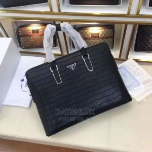prad polished premium quality laptop bag 5751