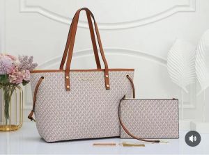 michael kor tote bag with pouch & dust bag brand box 6507