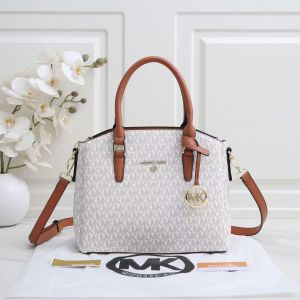 michael sienna medium satchel bag with dustcover 6521