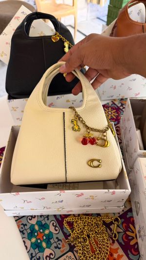 coac lana shoulder bag with folding box with charm 6470 coac lana shoulder bag with folding box with charm 6470