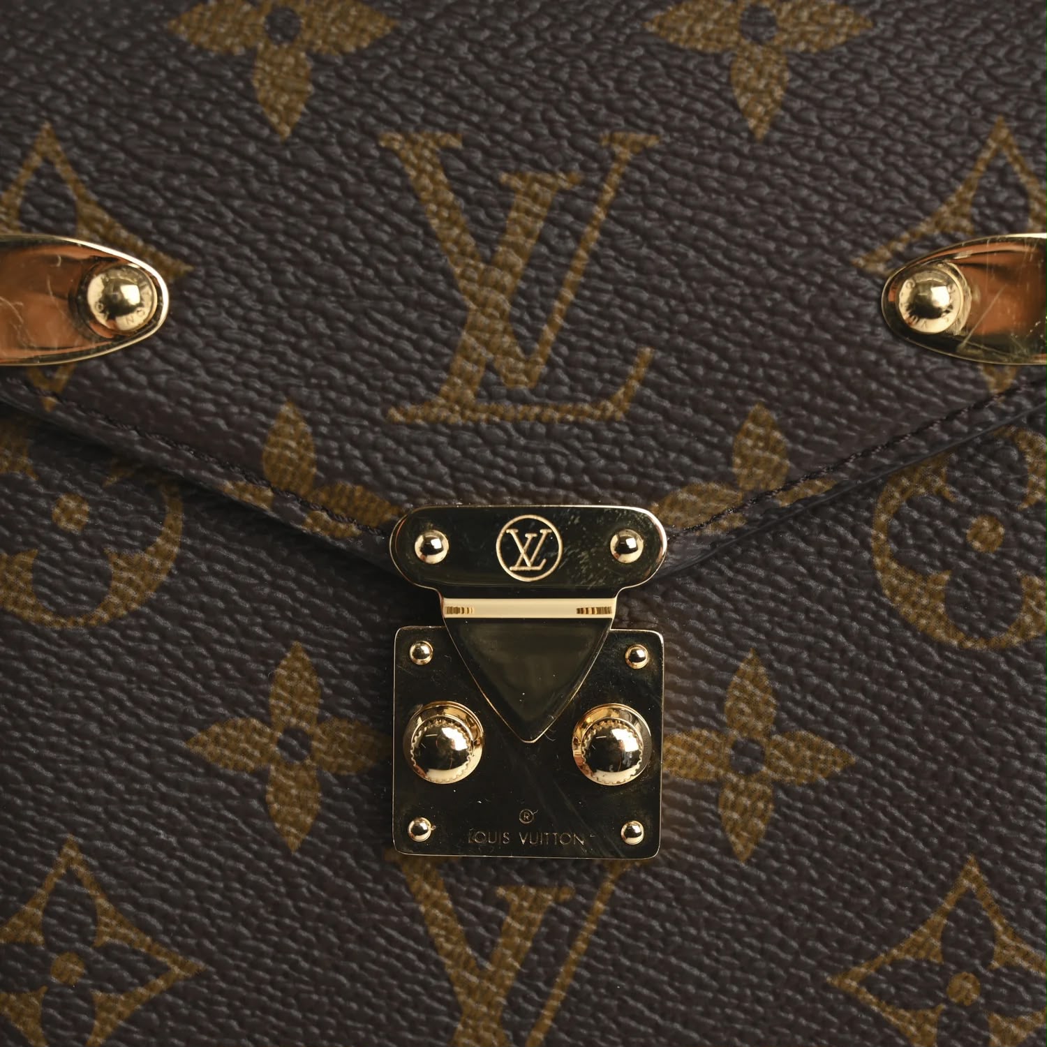 loui vuitton lv mobile handbag with box 6667 loui vuitton lv mobile handbag with box 6667