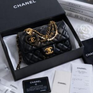 chane quilted cc crush mini flap black purse with folding box 2072
