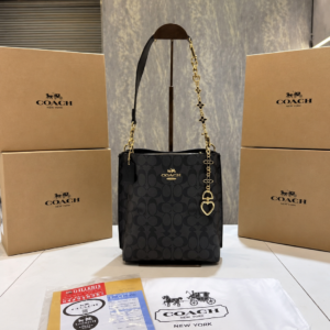 coac mollie signature bucket bag with extra long sling and carry bag & og box 6704