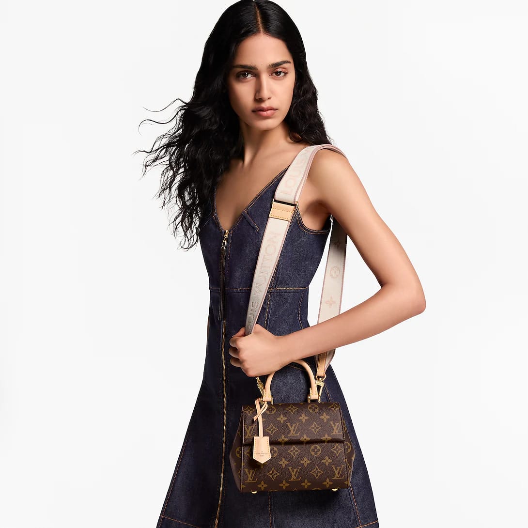 loui vuitton cluny mini monogram sling bag with box 6707 loui vuitton cluny mini monogram sling bag with box 6707