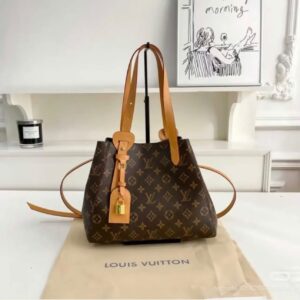 loui vuitton empreinte monogram bucket as well as tote shape with branded dust bag 6421