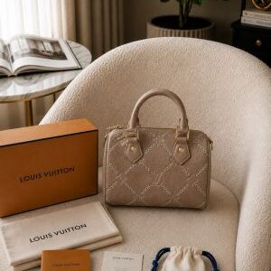 loui vuitton speedy handbag with box 6702