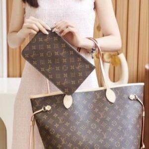 louiis vuttion neverfull mono pattern premium quality with og box 6575