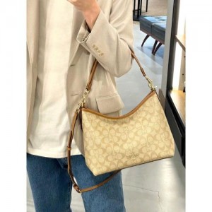 coac city tote bag with og box 1819
